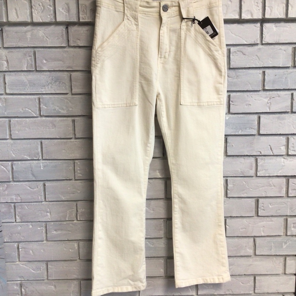 LOLA JEANS- NEW HIGH-RISE CROPPED JEANS WITH PATCH POCKETS IN CREAM SIZE 29
